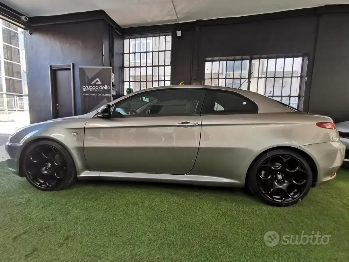 Usata Alfa Romeo GT 150 CV (110 kW) 2008 Grigio Coupé