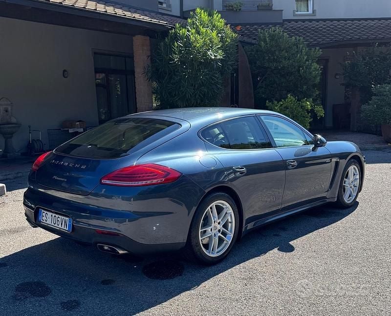 Usata Porsche Panamera 2013 Blu Coupé