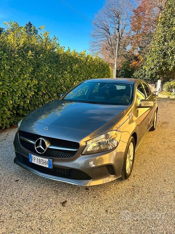 Usata Mercedes A160 90 CV (66 kW) 2018 Berlina