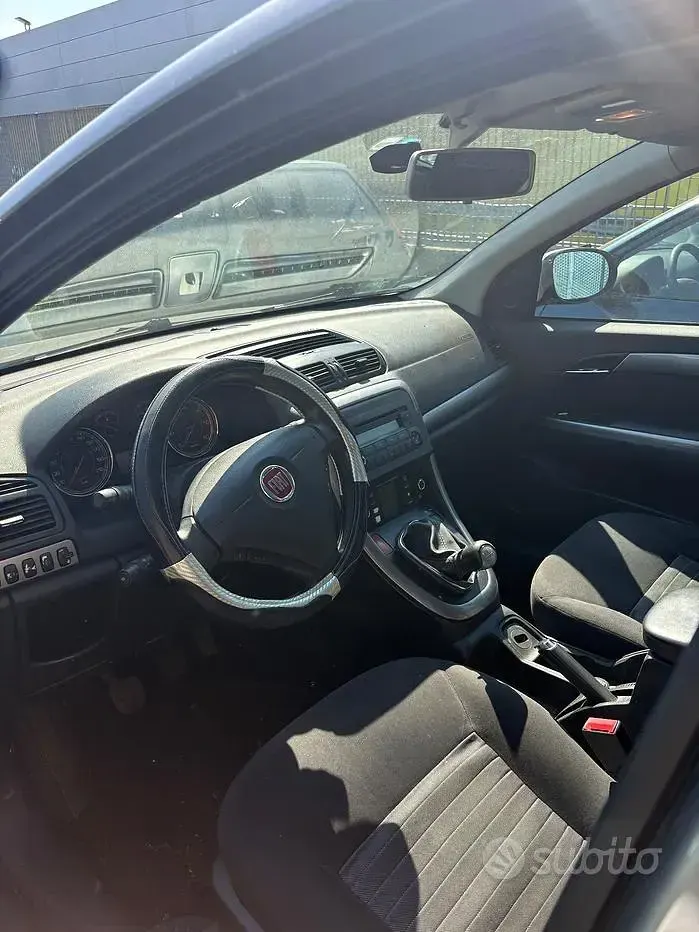 Usata Fiat Croma Active 120 CV (88 kW) 2009 Grigio Station wagon