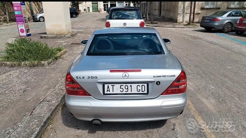 Usata Mercedes SLK200 192 CV (141 kW) 1997 Cabrio