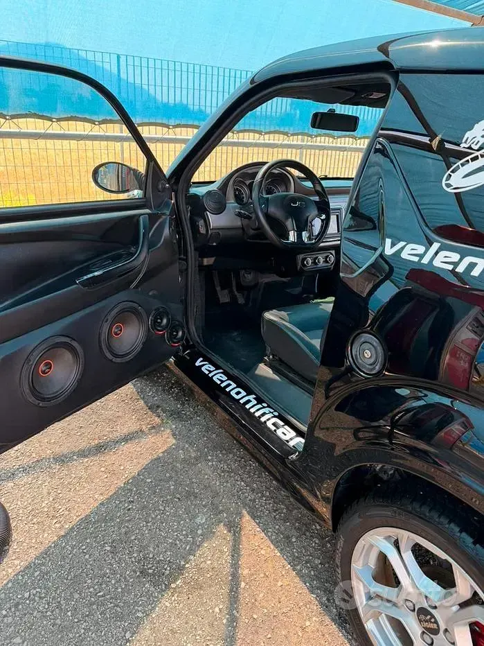 Usata Ligier JS50 2019 Nero Utilitaria
