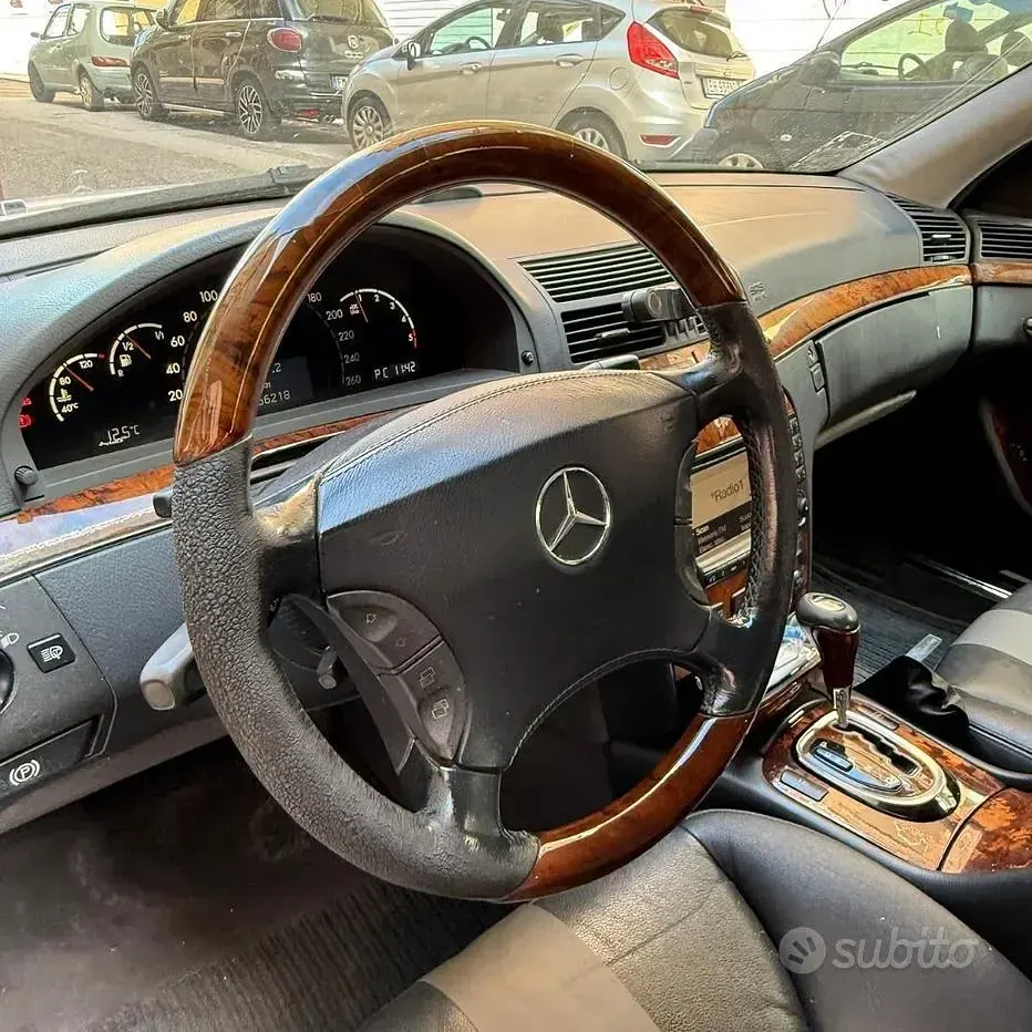 Usata Mercedes S320 204 CV (150 kW) 2003 Grigio Berlina