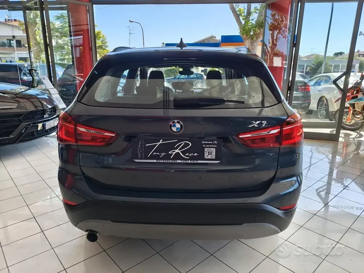 Usata BMW X1 150 CV (110 kW) 2016 Grigio SUV