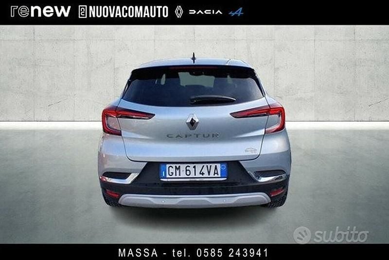 Usata Renault Captur Intens 101 CV (74 kW) 2023 Grigio SUV