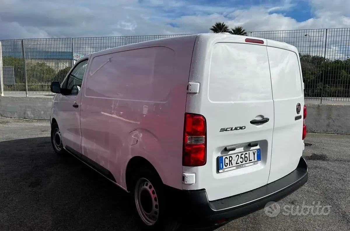 Usata Fiat Scudo S 120 CV (88 kW) 2023 Bianco Furgone