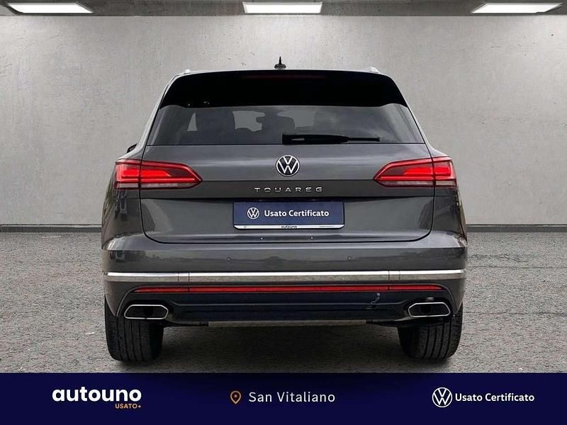 Begagnad VW Touareg Elegance 231 HK (169 kW) 2023 Grå SUV