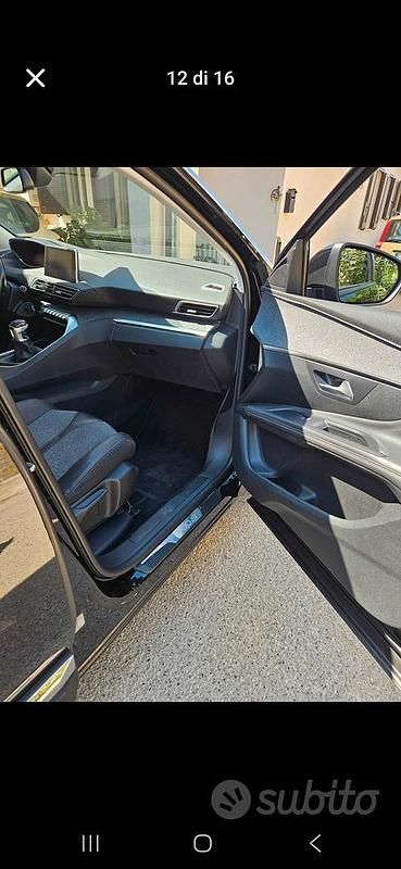 Usata Peugeot 3008 120 CV (88 kW) 2017 Nero SUV