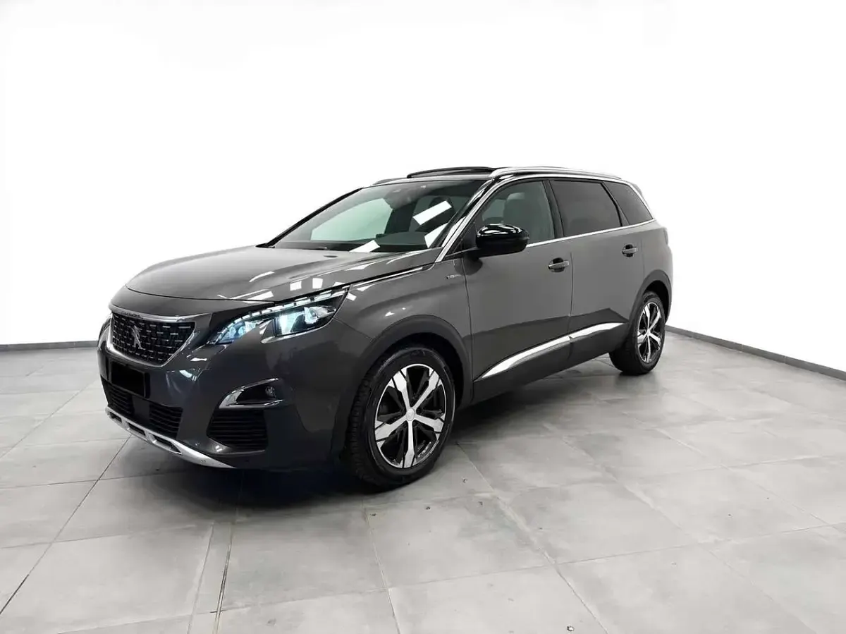 Usata Peugeot 5008 GT-line 120 CV (88 kW) 2017 Other SUV