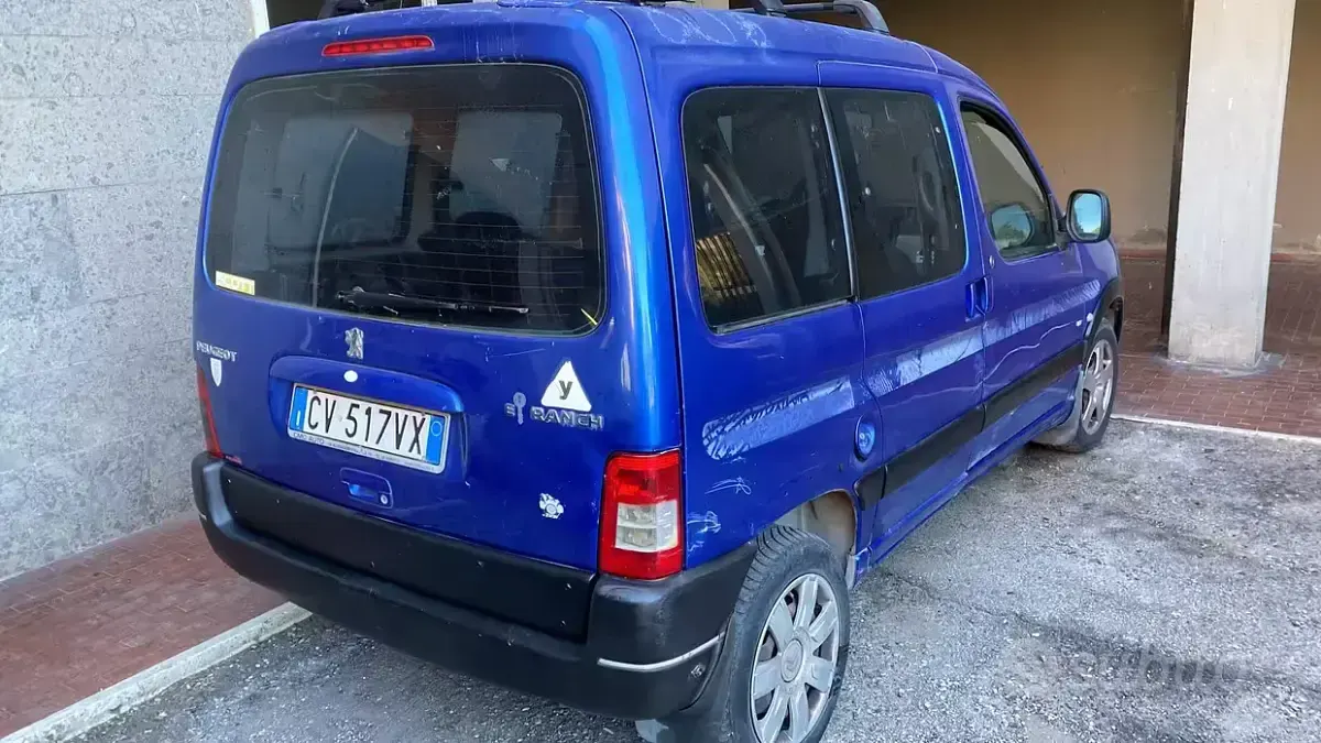 Usata Peugeot Partner 90 CV (66 kW) 2006 Blu Monovolume
