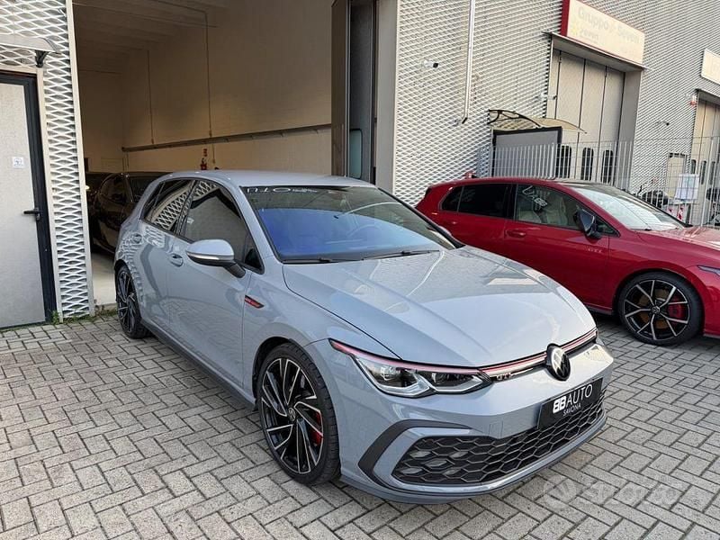 Usata VW Golf VII GTI 245 CV (180 kW) 2021 Grigio Utilitaria