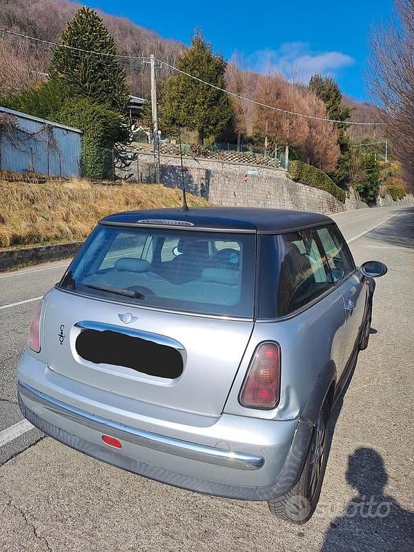 Usata Mini One D 75 CV (55 kW) 2004 Grigio Utilitaria
