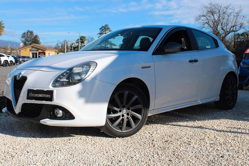 Usata Alfa Romeo Giulietta Super 120 CV (88 kW) 2016 Bianco Berlina