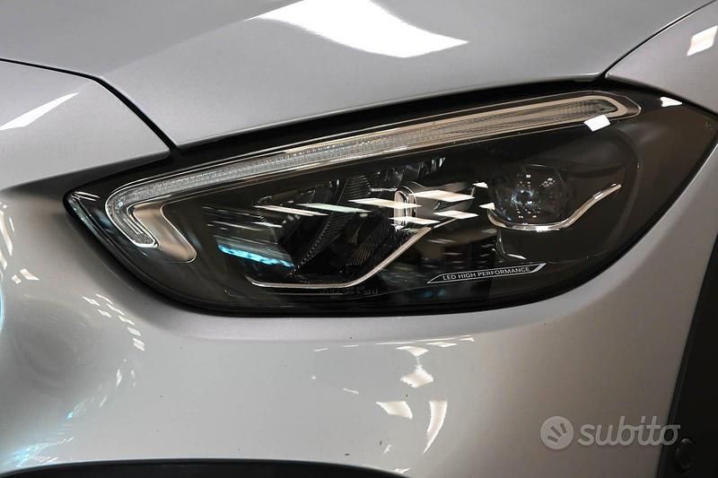 Usata Mercedes C220 Premium 200 CV (147 kW) 2022 Argento Station wagon