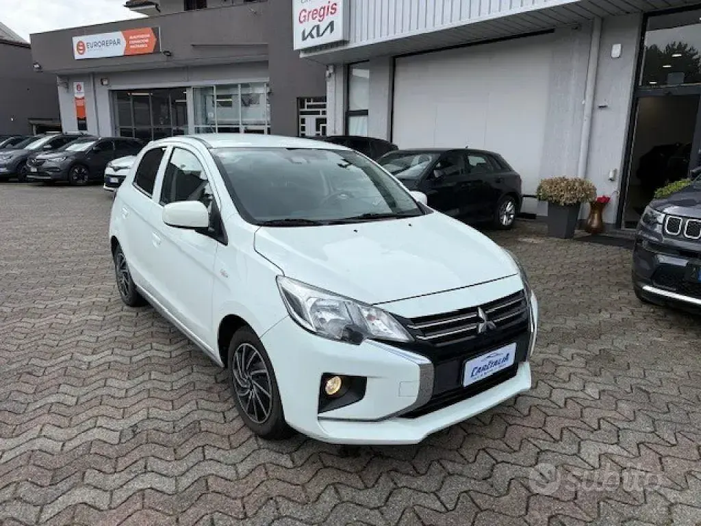 Usata Mitsubishi Space Star Intense 71 CV (52 kW) 2022 Bianco Utilitaria