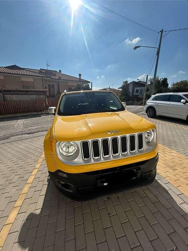 Usata Jeep Renegade Limited 140 CV (102 kW) 2016 SUV