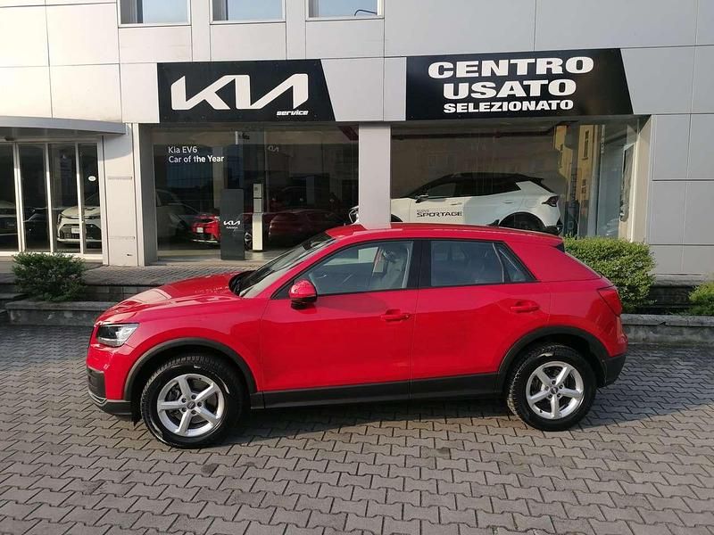 Usata Audi Q2 Business 116 CV (85 kW) 2018 Rosso SUV