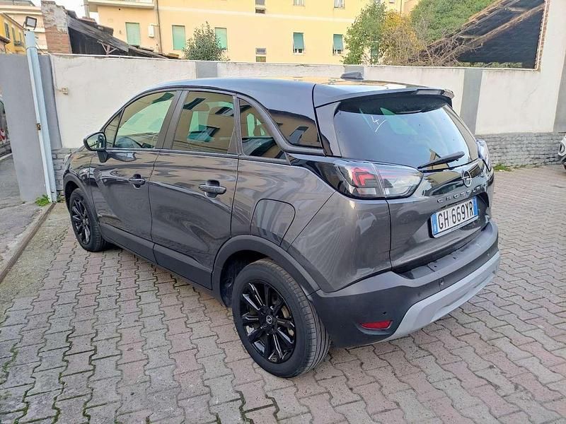 Usata Opel Crossland X Design Edition 83 CV (61 kW) 2022 Grigio antracite tetto nero SUV