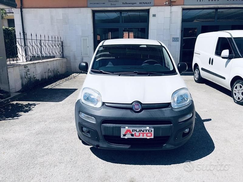 Begagnad Fiat Panda Pop 69 HK (50 kW) 2016 Vit Halvkombi