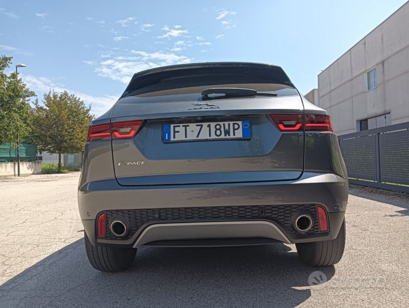 Usata Jaguar E-Pace S 200 CV (147 kW) 2019 Grigio SUV