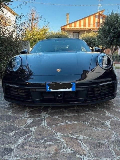 Usata Porsche 911 Carrera Cabriolet 394 CV (289 kW) 2024 Nero Cabrio