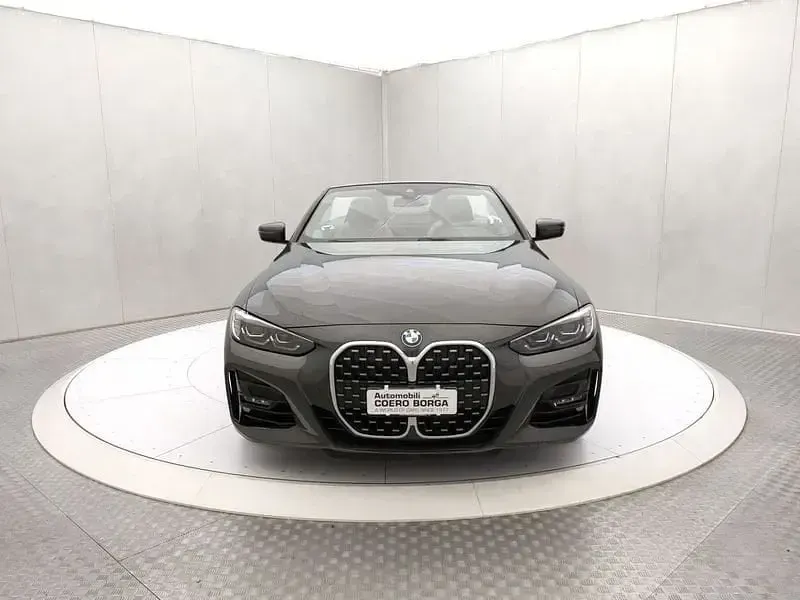 Usata BMW 420 M Sport 190 CV (139 kW) 2022 Grigio Cabrio