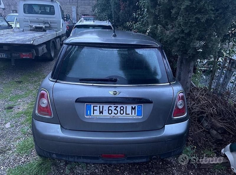 Usata Mini ONE 75 CV (55 kW) 2009 Grigio Utilitaria