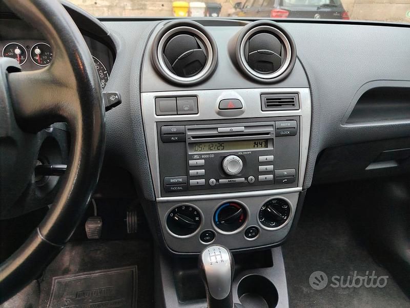Usata Ford Fiesta 2008 Utilitaria