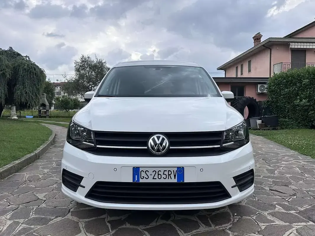 Usata VW Caddy 110 CV (80 kW) 2020 Bianco Monovolume