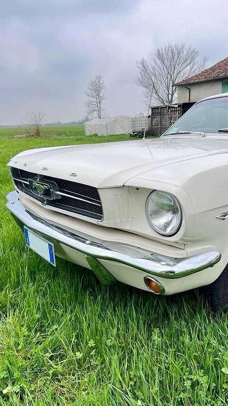 Usata Ford Mustang 165 CV (121 kW) 1964 Bianco Coupé