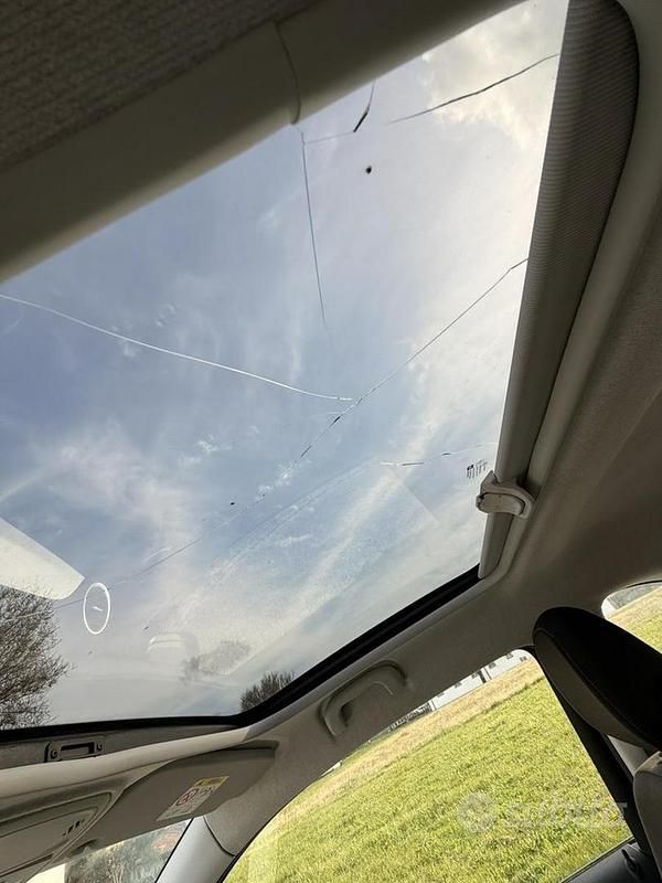 Usata Opel Adam 100 CV (73 kW) 2014 Nero Utilitaria