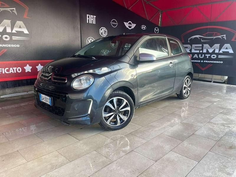 Grigio Usata 2014 Citroën C1 Shine Due volumi | 7500 € (Buon prezzo) - Immagine 1/4
