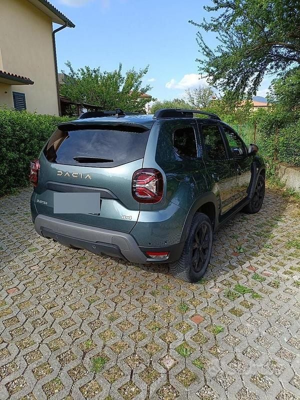 Usata Dacia Duster Extreme 116 CV (85 kW) 2024 Verde SUV