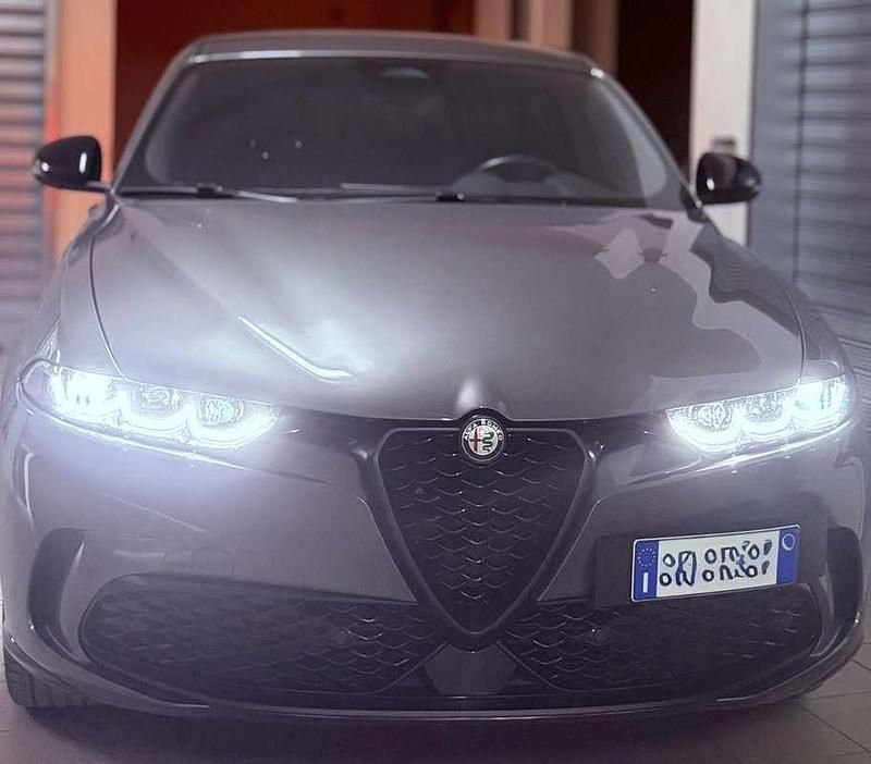 Usata Alfa Romeo Tonale Super 131 CV (96 kW) 2022 SUV