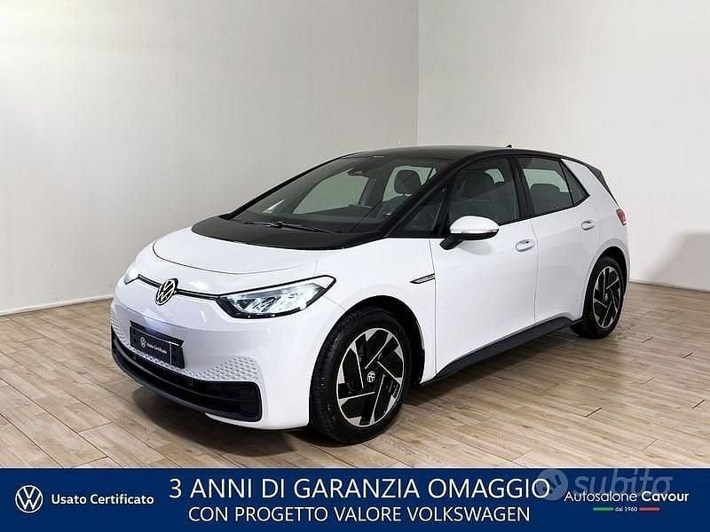 Glacier white Usata 2022 VW ID.3 Pro Performance Utilitaria | 21.000 € (Ottimo prezzo) - Immagine 1/4