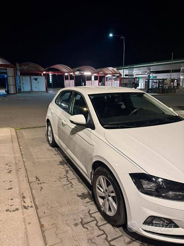 Usata VW Polo Comfortline 80 CV (58 kW) 2020 Bianco Utilitaria