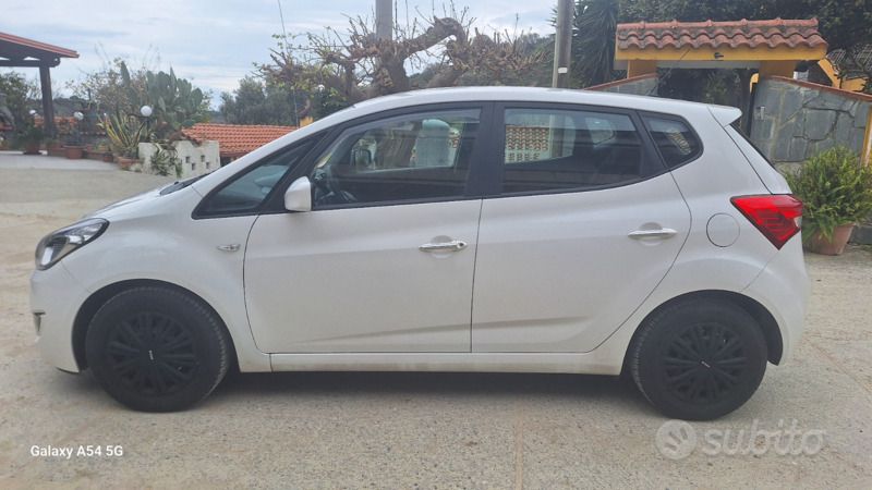 Usata Hyundai ix20 90 CV (66 kW) 2014 Bianco Utilitaria