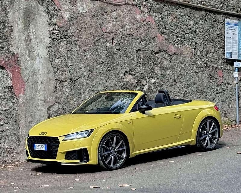 Usata Audi TT Roadster Exclusive 197 CV (144 kW) 2021 Giallo Cabrio
