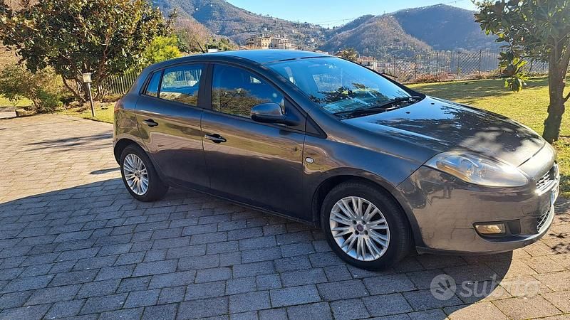 Usata Fiat 1600 110 CV (80 kW) 2008 Grigio Berlina