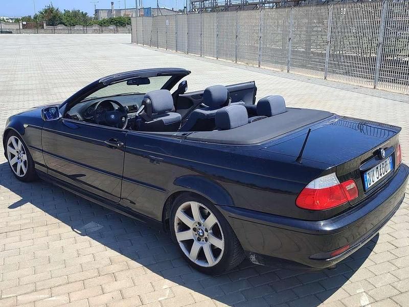 Usata BMW 320 Cabriolet Comfort Edition 150 CV (110 kW) 2006 Nero Cabrio