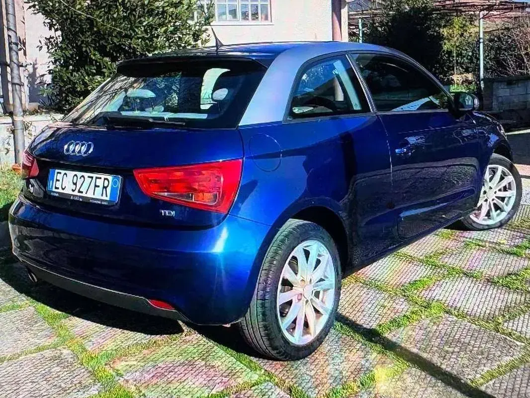 Usata Audi A1 Ambition 105 CV (77 kW) 2010 Blu/azzurro Utilitaria