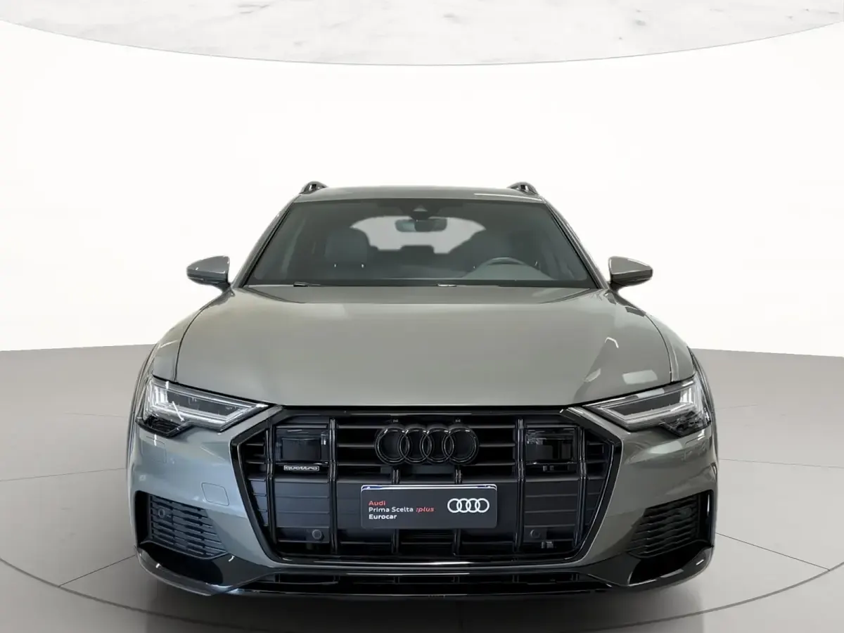 Usata Audi A6 Allroad Advanced 204 CV (150 kW) 2025 Grigio chronos metallizzato Station wagon