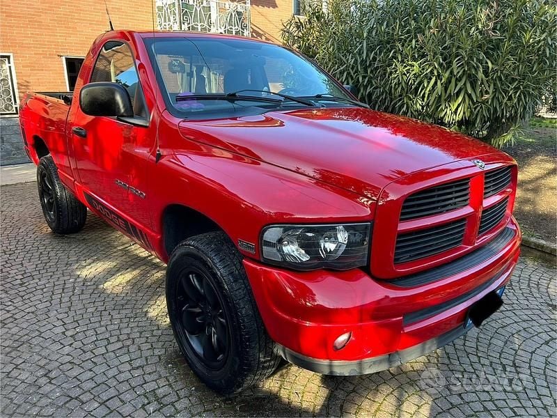 Usata Dodge Ram 345 CV (253 kW) 2003 Rosso Pick-up