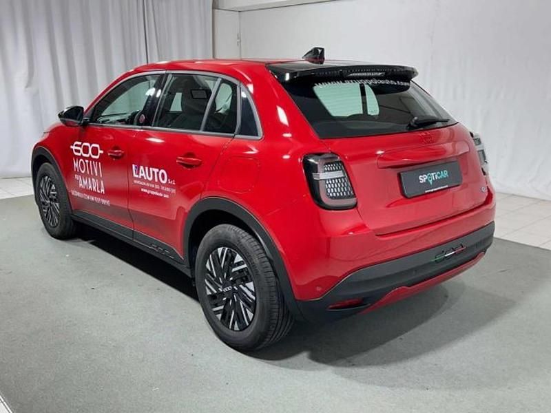 Usata Fiat 600E Red 114 kW (156 CV) 2023 Rosso SUV