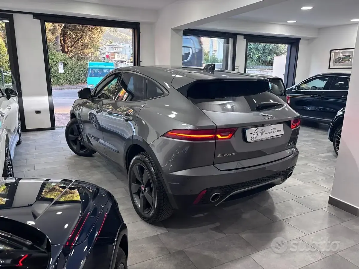 Usata Jaguar E-Pace S 150 CV (110 kW) 2020 Grigio SUV