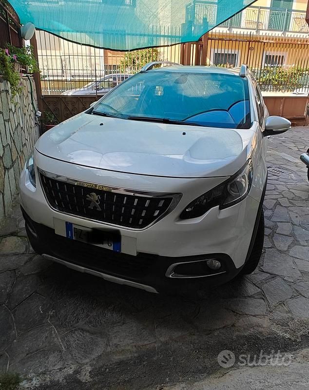 Usata Peugeot 2008 Allure 2019 Bianco SUV