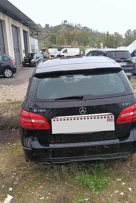 Usata Mercedes B180 Executive 109 CV (80 kW) 2012 Monovolume