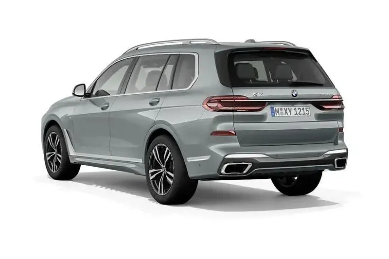 Nuova BMW X7 Efficient Dynamics 352 CV (258 kW) 2026 Nero SUV