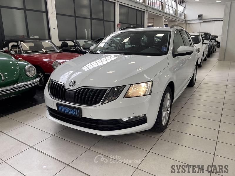 Usata Skoda Octavia G-TEC 110 CV (80 kW) 2018 Bianco Station wagon