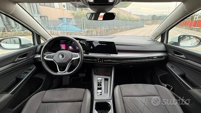 Usata VW Golf VIII 150 CV (110 kW) 2020